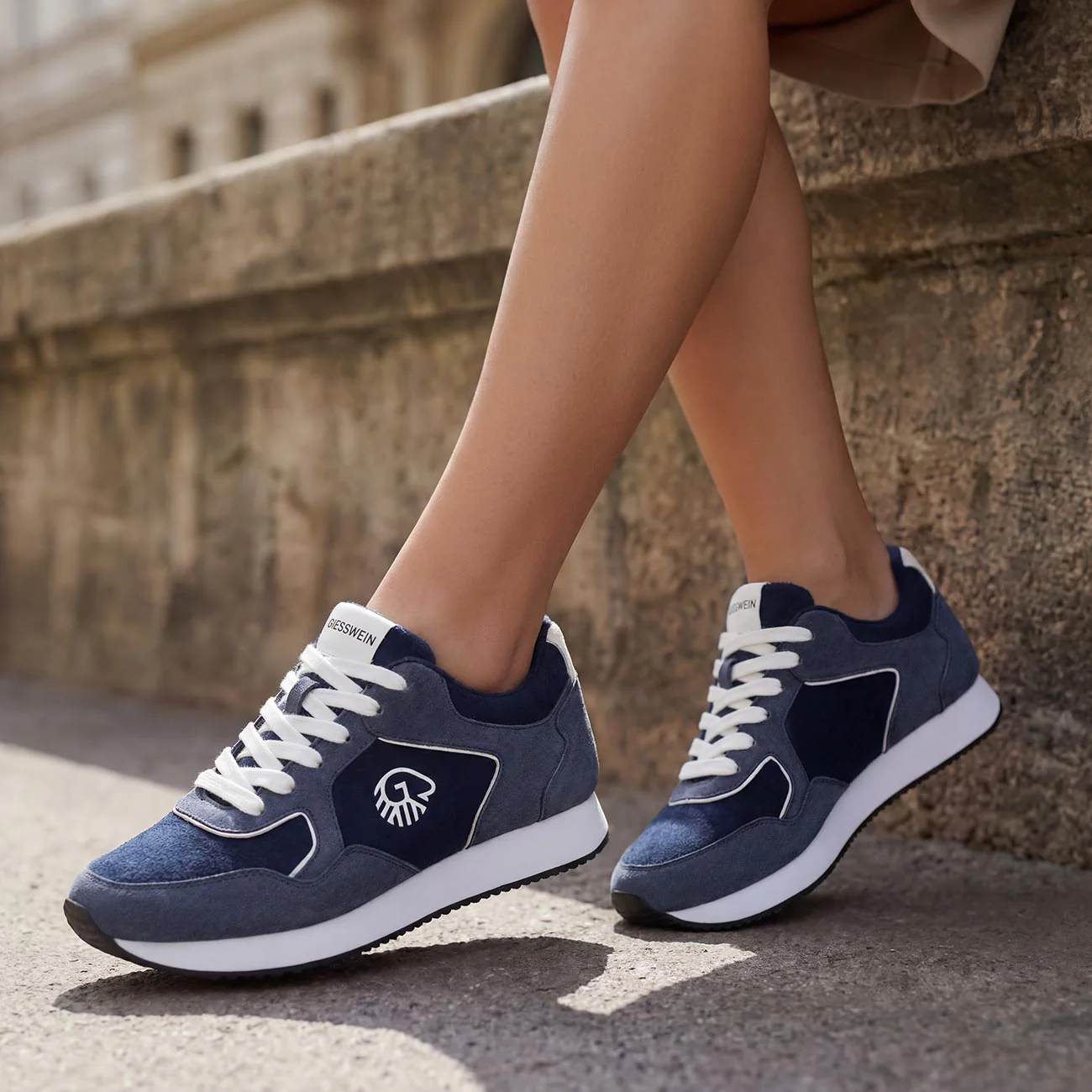 Retro Runner Women - Image 17
